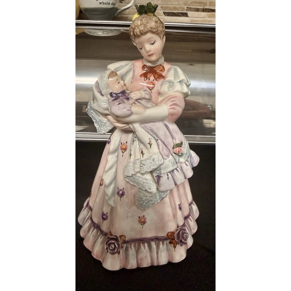 Lefton 1997 Yamaha Org Mother & Child Figurine Musical You Light Up My Life Tags